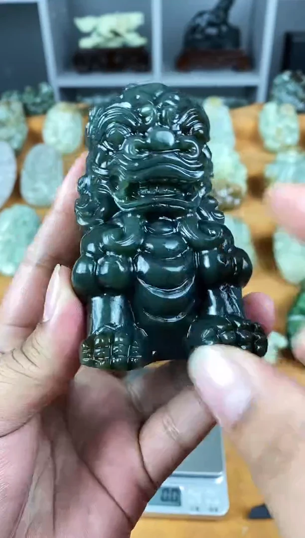 未镶嵌和田玉挂件1