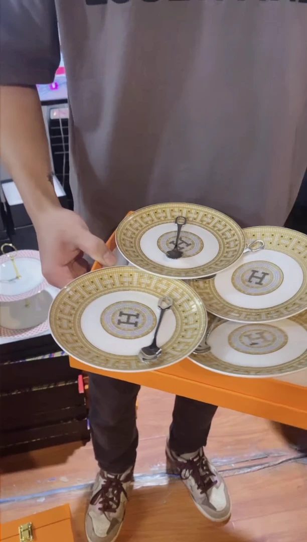 【闪购商品】杯鸿辉家品牌瓷器，京东包邮！