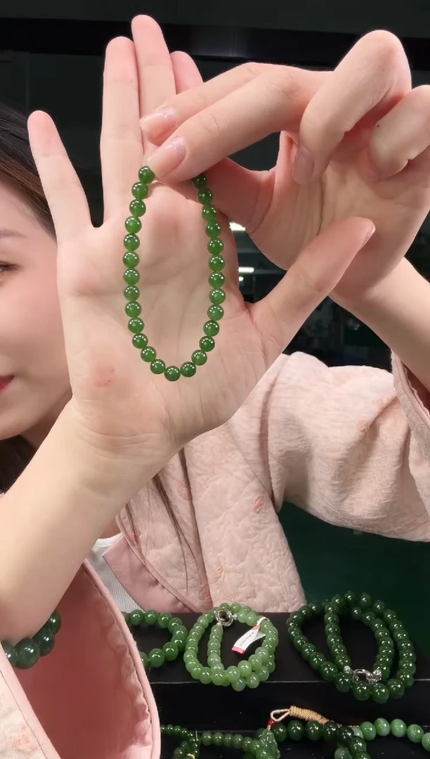 未镶嵌手串和田玉（碧玉）碧玉6mm辣阳绿手串（微矿点）