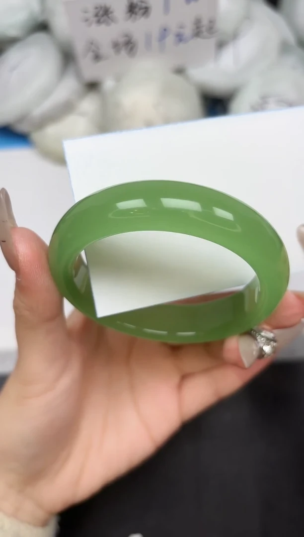 未镶嵌手镯石英质玉250-58-57