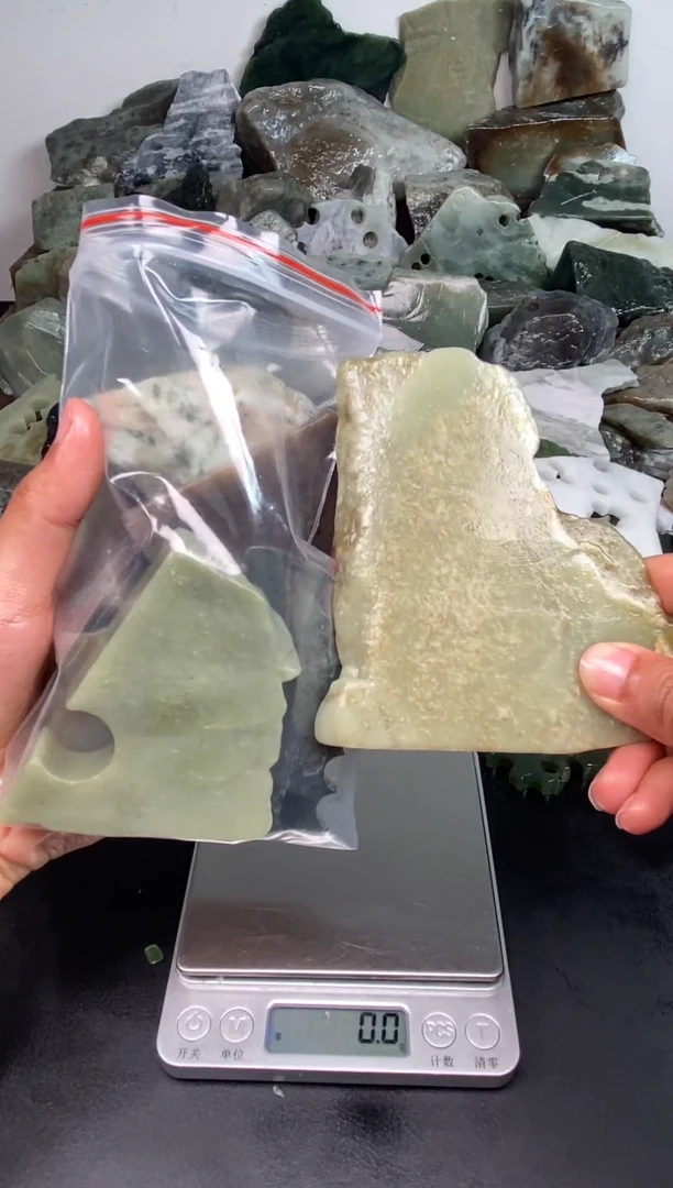 未镶嵌和田玉摆件10