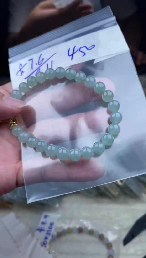 未镶嵌定制翡翠天然缅甸翡翠多样性