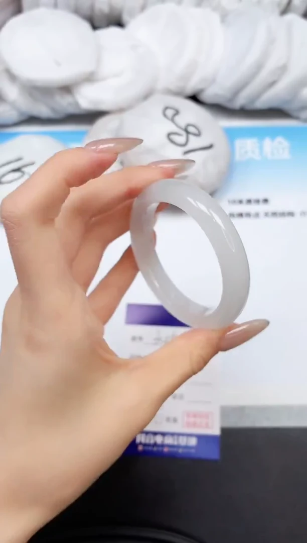 石英质玉手镯未镶嵌25K346-51