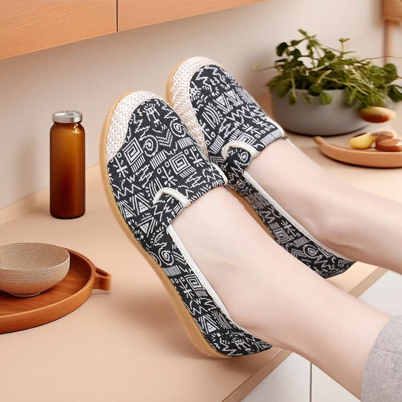 中老年浅口布鞋春夏民族风防滑妈妈鞋女牛津软底老北京布鞋懒人鞋