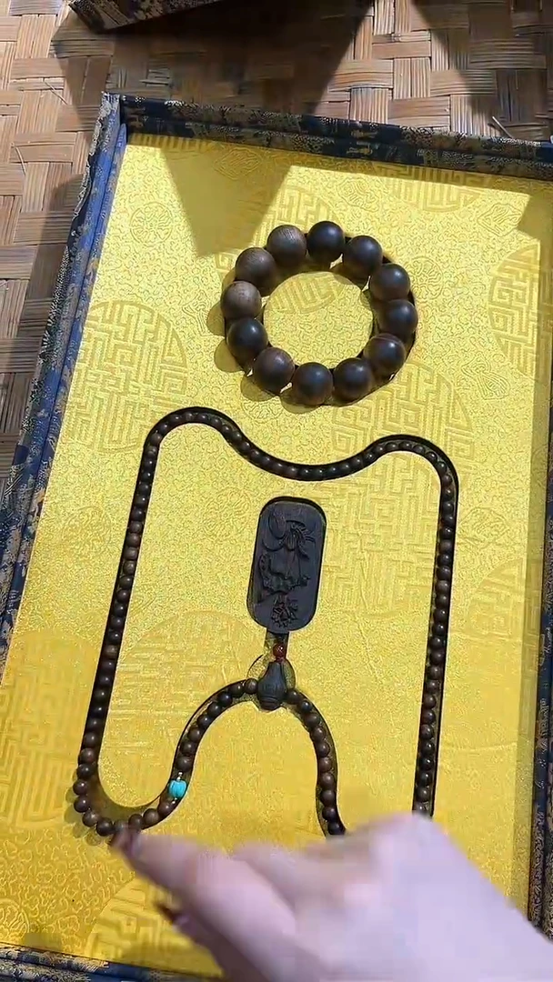 【闪购商品】沉香木手串老妹专属心意链接