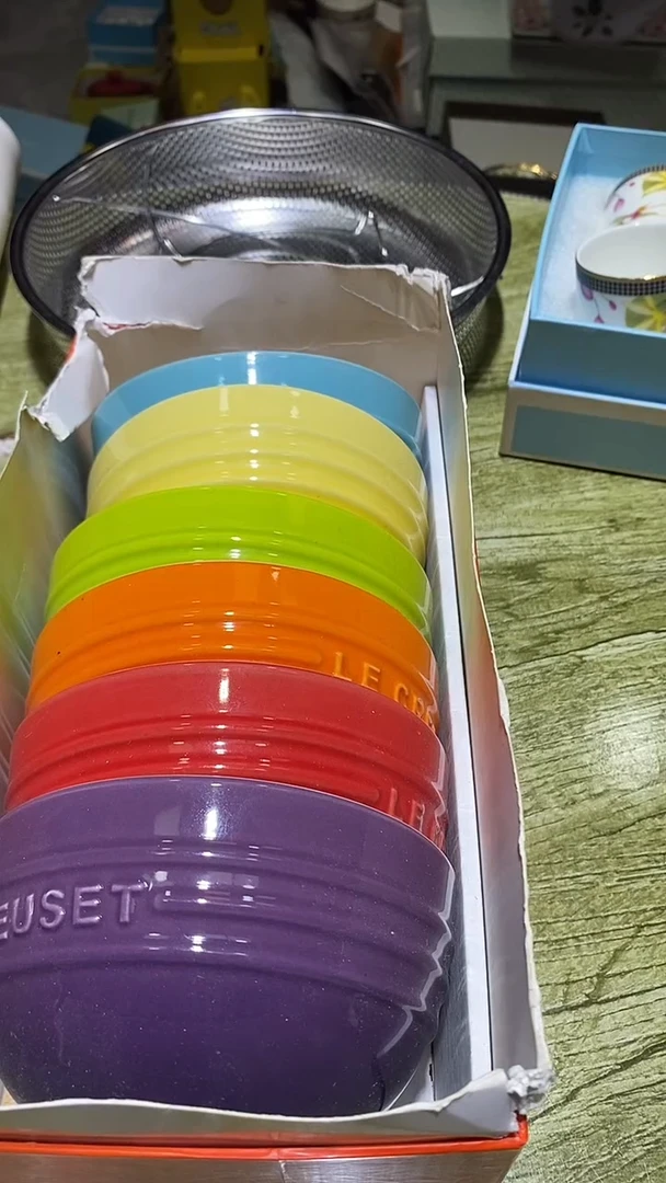 瓷片碗碟好物一件不留@@1