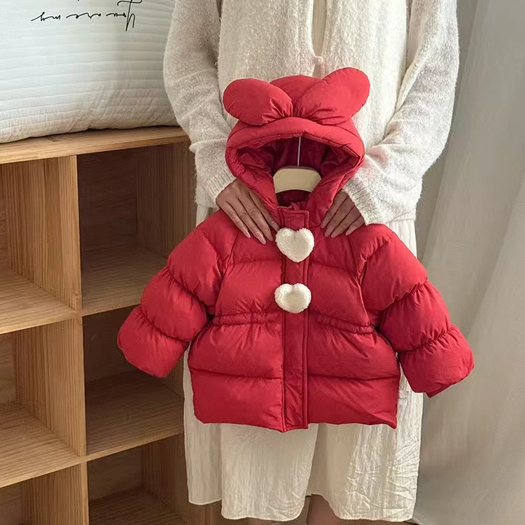 幼羽爱心羽绒外套