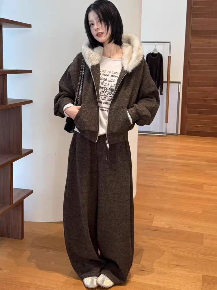 【寻一家】冬爆款新品韩版连帽毛领加绒卫衣外套+弯刀裤阔腿裤套装