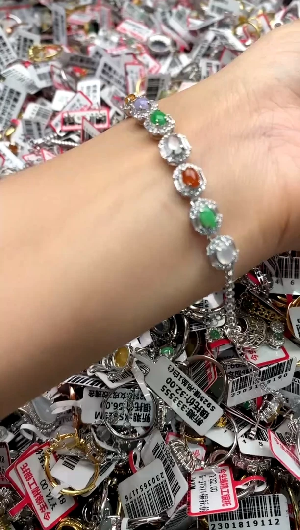 【闪购商品】翡翠戒指未镶嵌999999    0