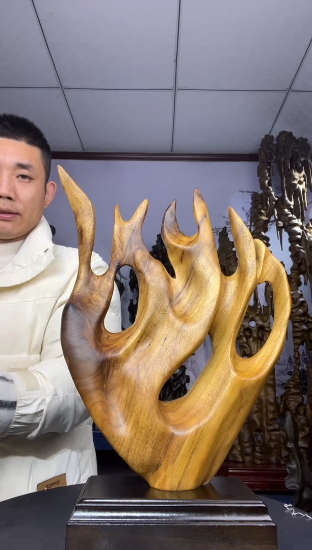 金丝楠木雕款云*端金丝楠木工艺品摆件