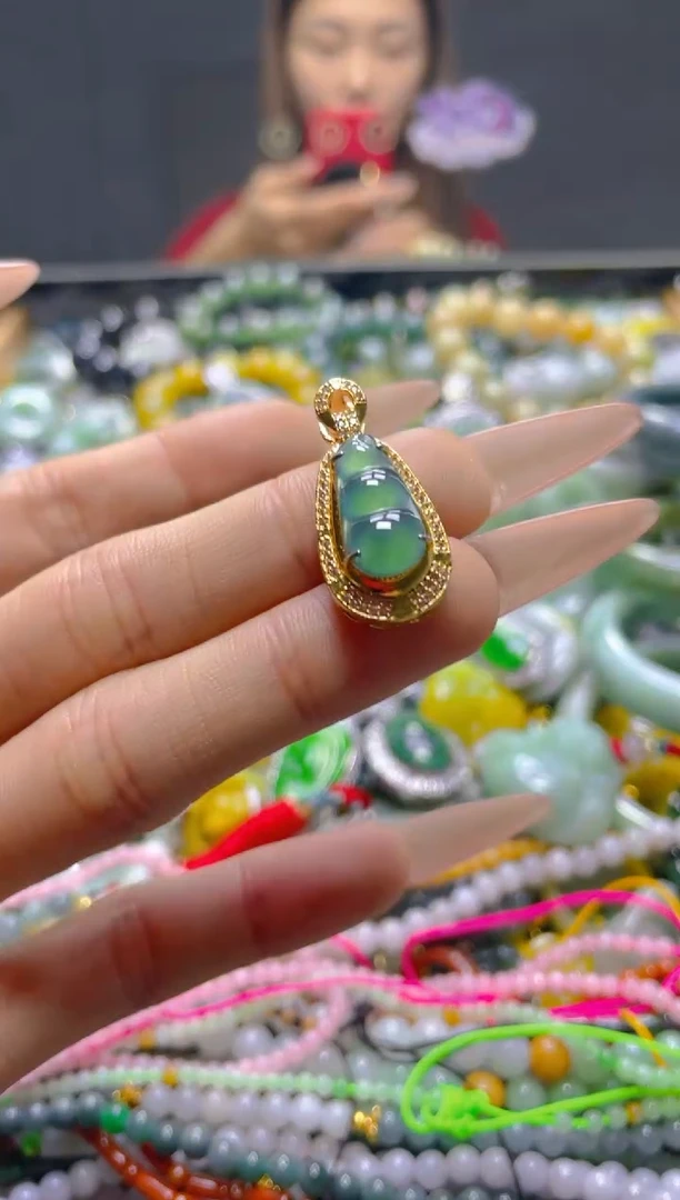 颈饰未镶嵌翡翠/S/翡翠A货，一件也是批发价