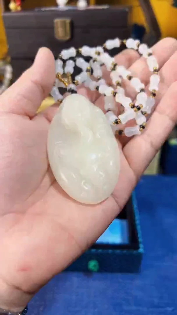 和田玉未镶嵌挂件和田 财神挂坠把件（飞铃文玩）