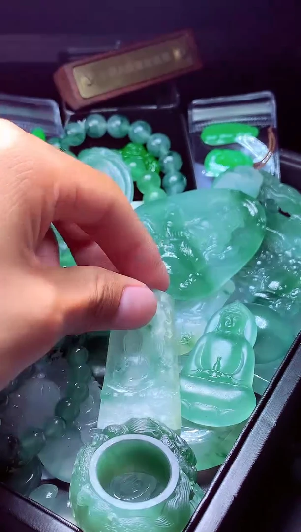 未镶嵌定制翡翠林*#翡翠毛货定制