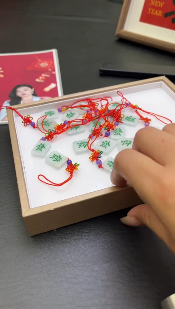 【闪购商品】翡翠颈饰未镶嵌K389 多样性发一件/