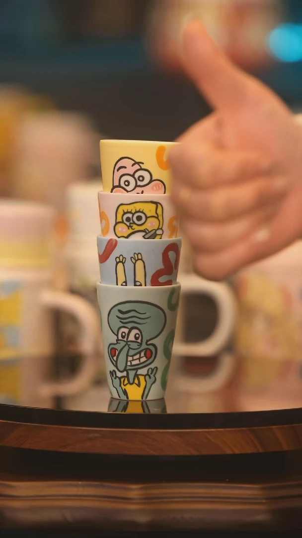 【闪购商品】摆件微瑕疵景德镇釉下彩绘设计师款式陶瓷