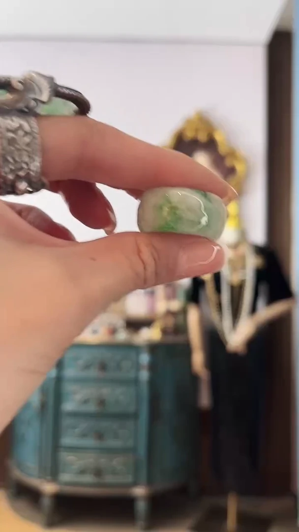 颈饰未镶嵌翡翠媚翡翠E956