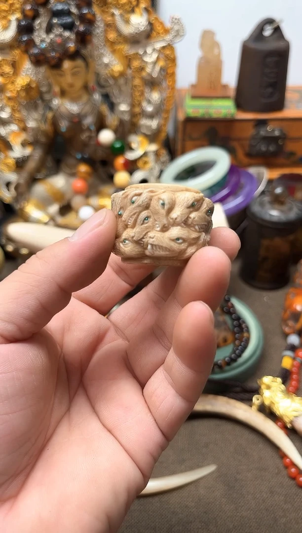 滴血莲花菩提吊坠直播精品好物推荐