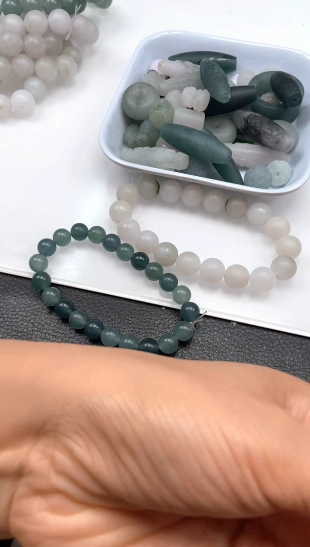 未镶嵌定制翡翠挂件