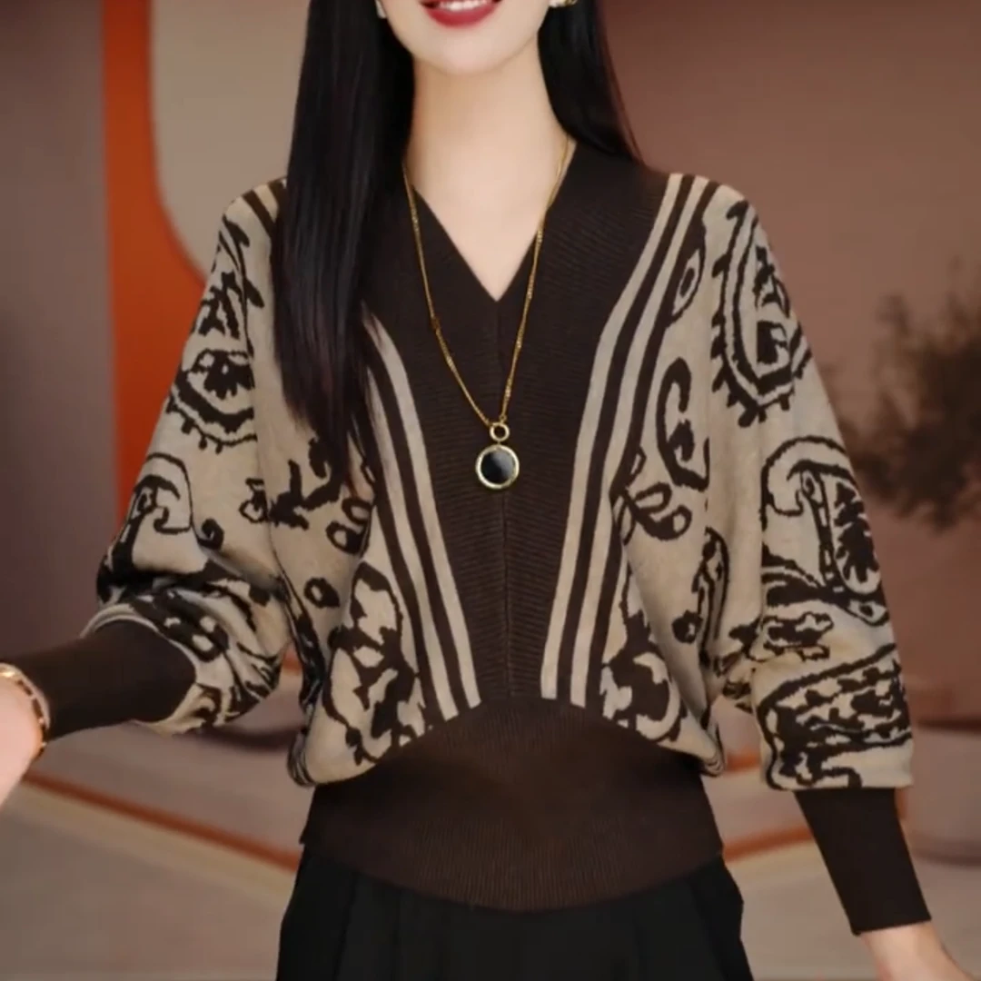 秋装气质高级洋气时髦大气高级毛衣印花优雅复古宽松蝙蝠袖上衣