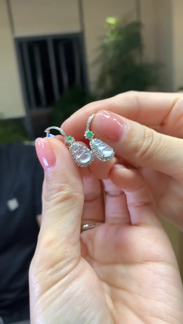 18K金镶嵌翡翠耳饰|不退不换