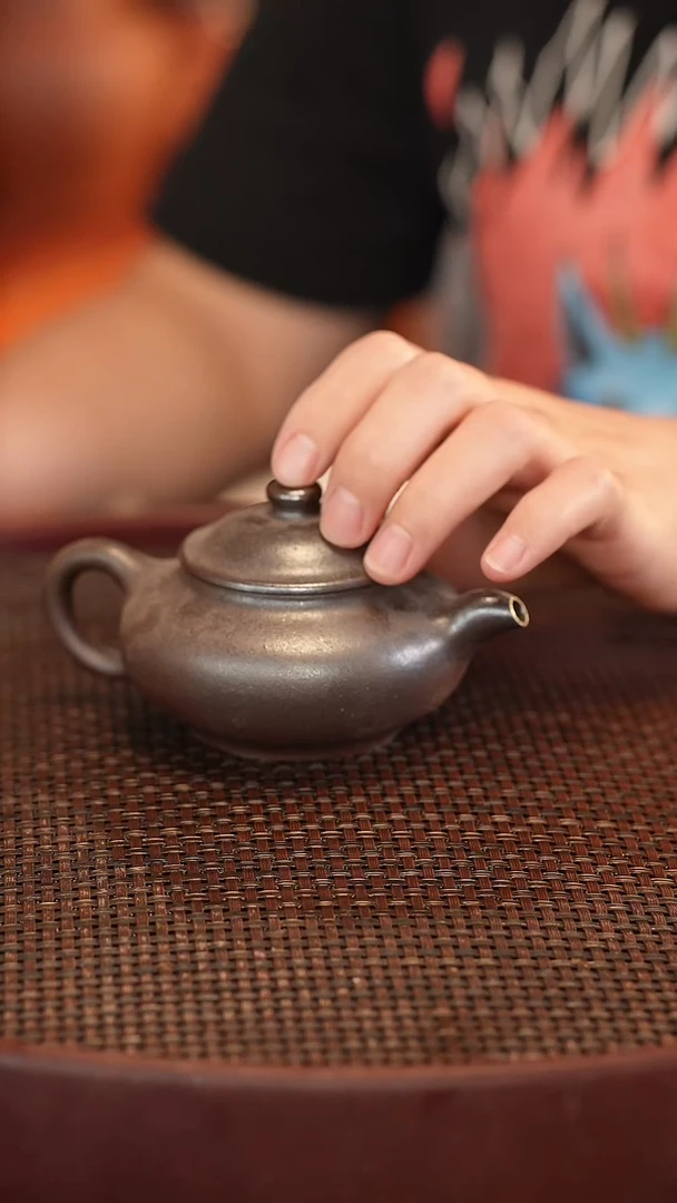 茶壶紫砂原矿手工制作摆件