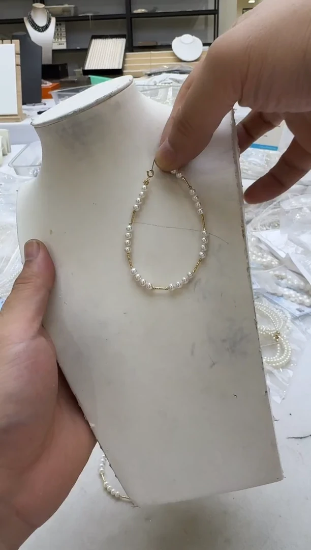 淡水珍珠手链18K金镶嵌春*4-5mm 金管
