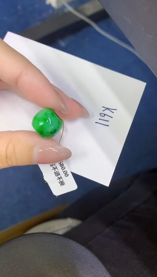 颈饰未镶嵌翡翠缅甸天然翡翠A货