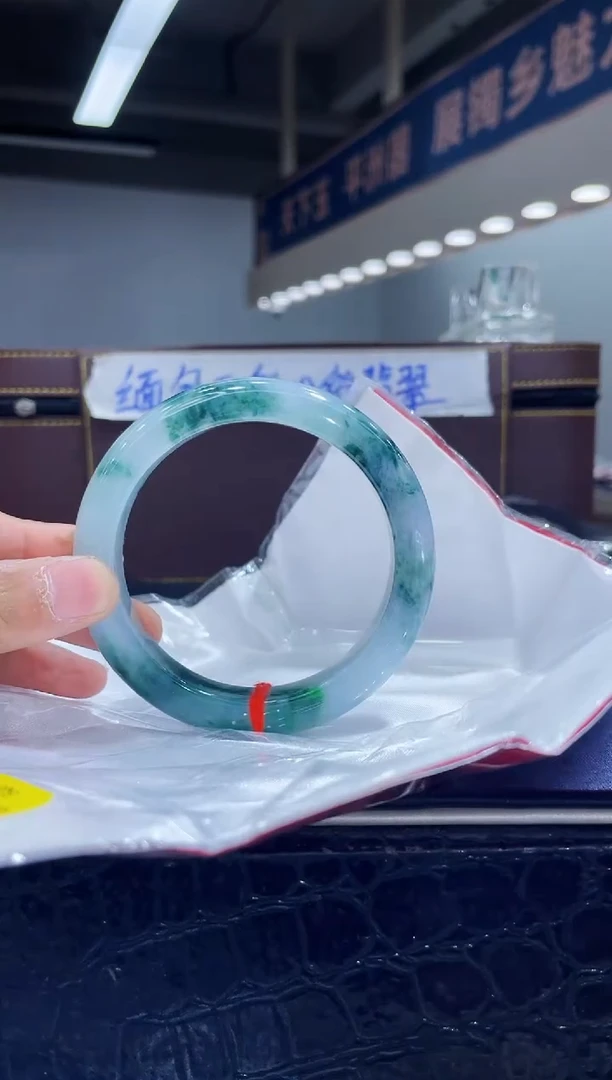未镶嵌手镯翡翠20