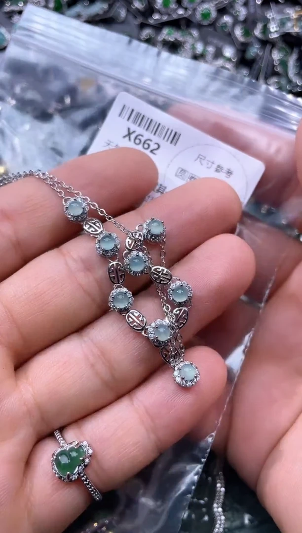 【闪购商品】翡翠颈饰未镶嵌X662项链