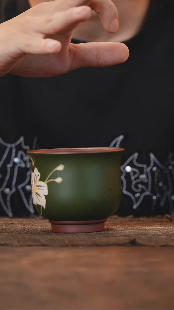 茶杯紫砂见素造器--堆绘花