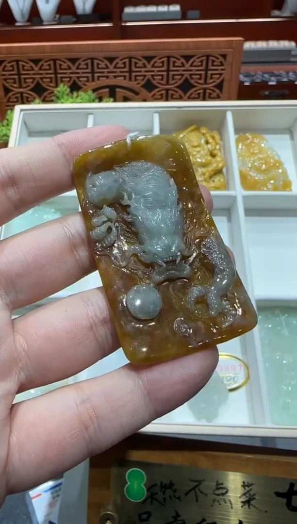 未镶嵌挂件翡翠A货翡翠多样性孤品