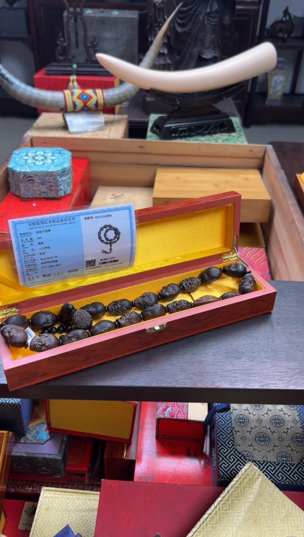 【闪购商品】木———————————18罗汉手持