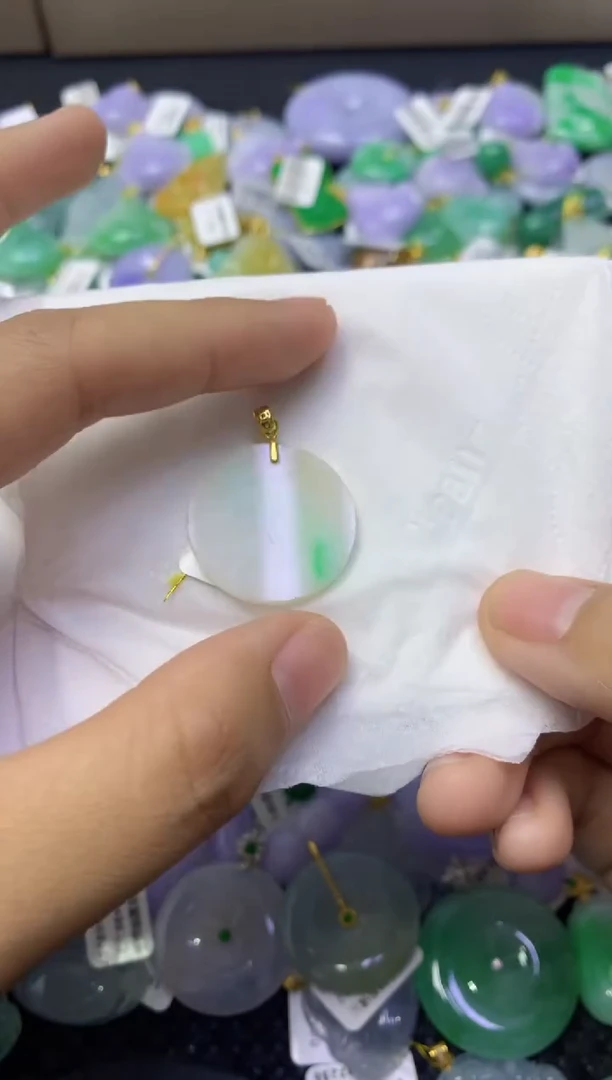 颈饰未镶嵌翡翠天然缅甸翡翠A货