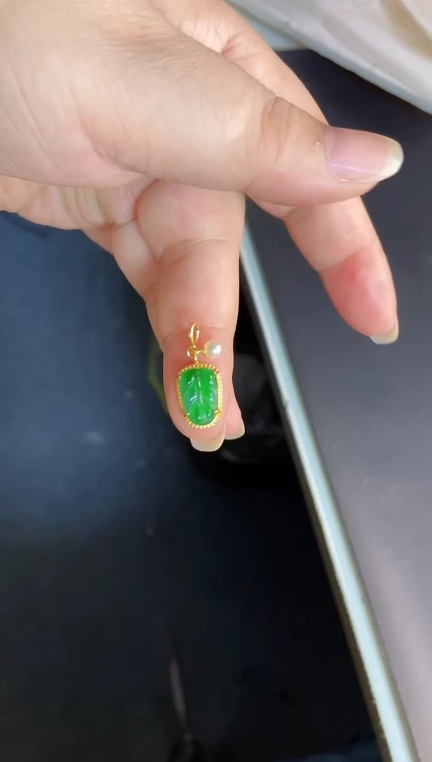 吊坠(不含链)银S925镶嵌翡翠1