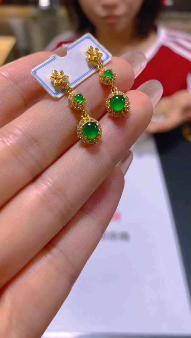 未镶嵌翡翠耳饰多样性发一