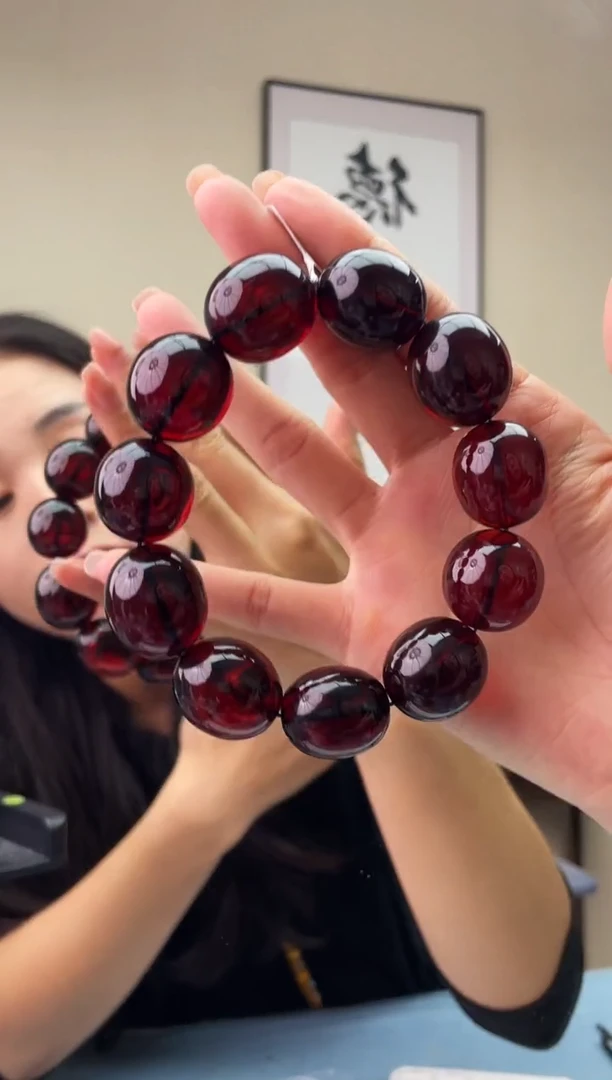 琥珀未镶嵌珠宝奇石T058 19假一罚十，多样性发一件