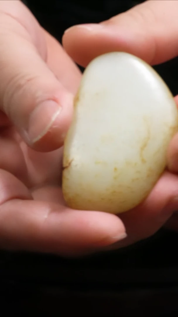 【闪购商品】和田玉吊坠(不含链)未镶嵌61.61g和田玉原石