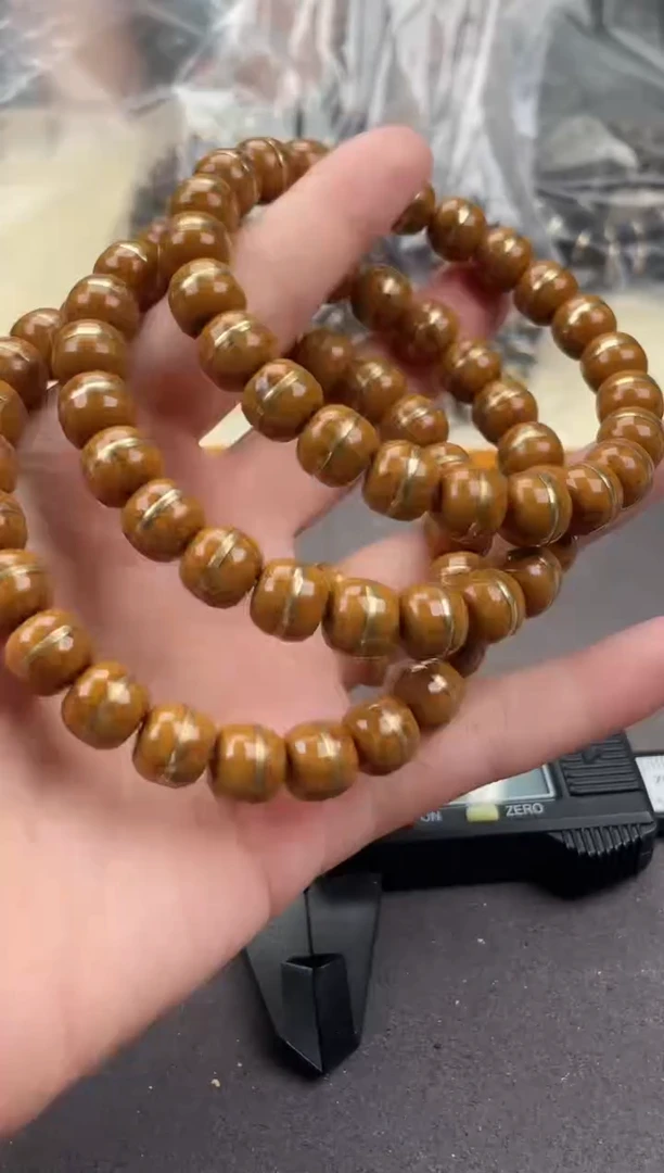 紫金鼠吊坠紫金鼠9瑕疵