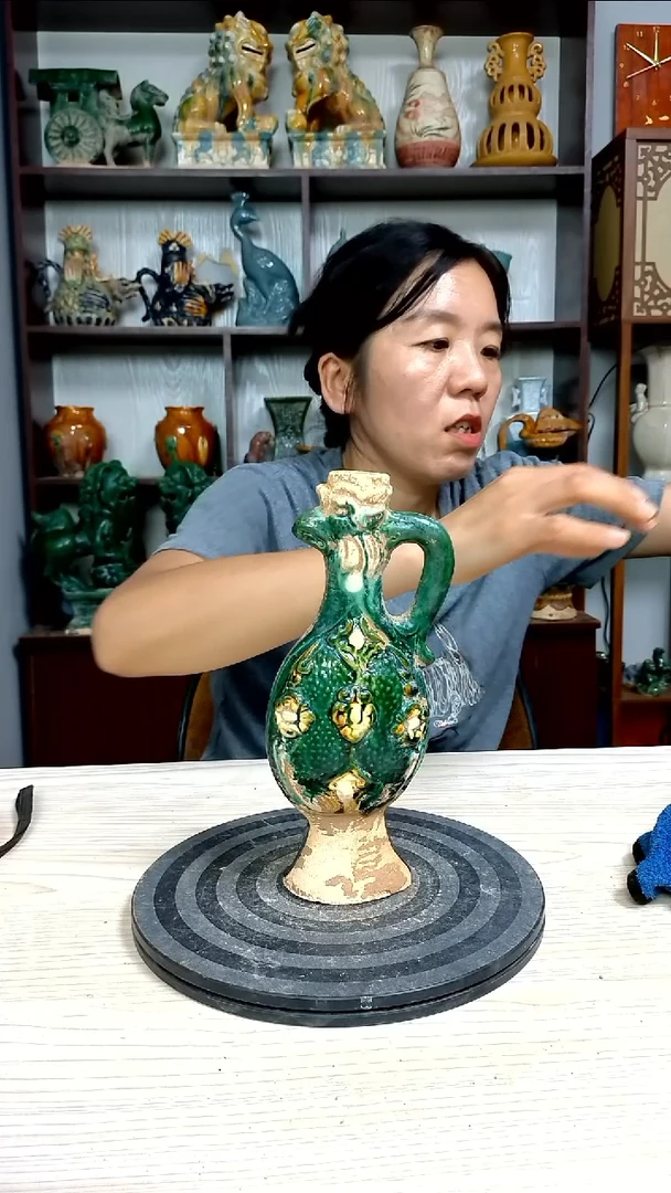 经典精美复古风格瓷器