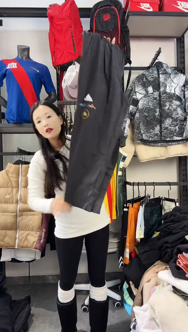 856闪购编码  阿迪运动卫衣裤以直播间过款为准 尺码. 165 L