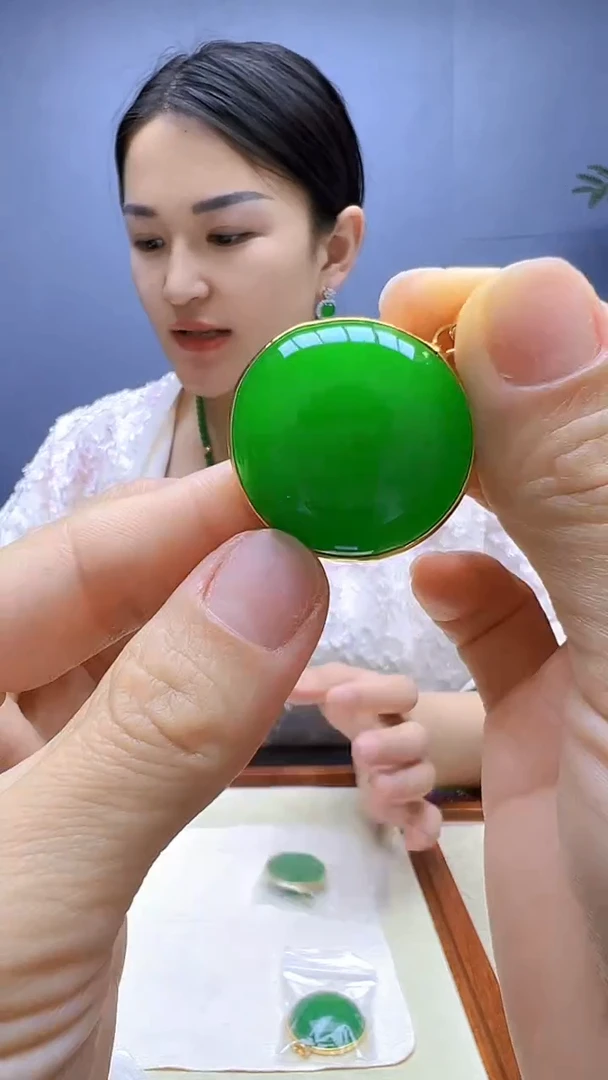 静柏手工艺吊坠项链圆牌吊坠