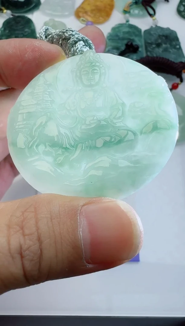 【闪购商品】翡翠吊坠(不含链)未镶嵌多样性随机发其一