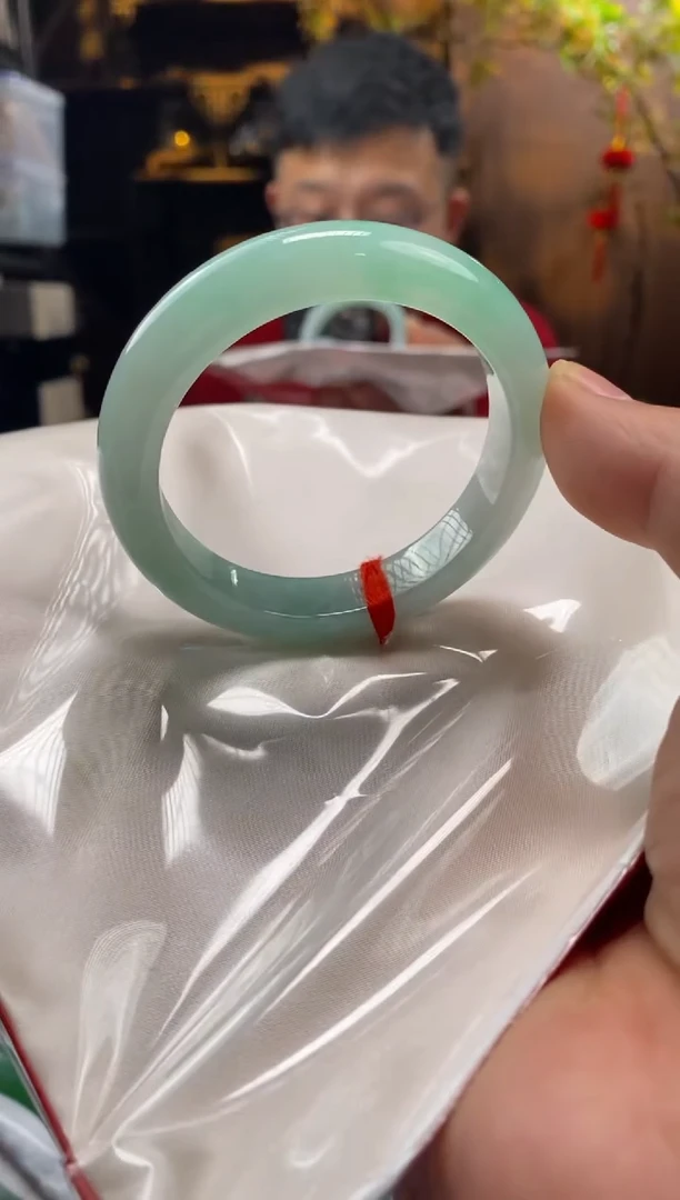 未镶嵌手镯翡翠红*果s97