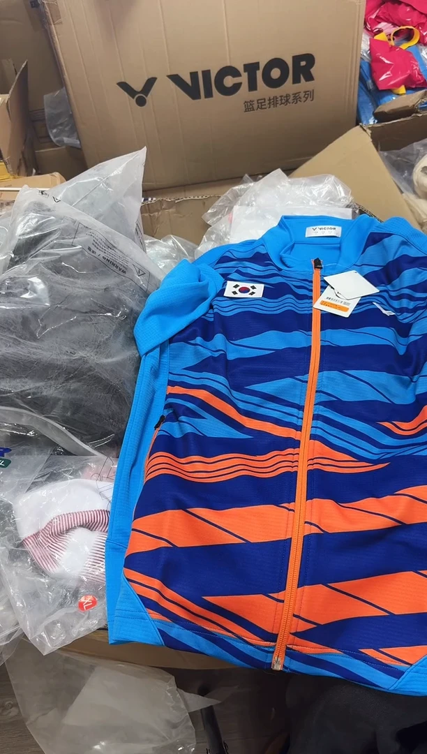 28号 微瑕正品 外套M码
