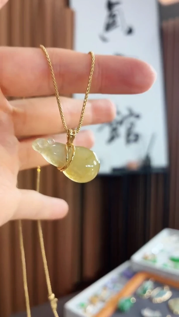 吊坠(不含链)18K金镶嵌翡翠吊坠