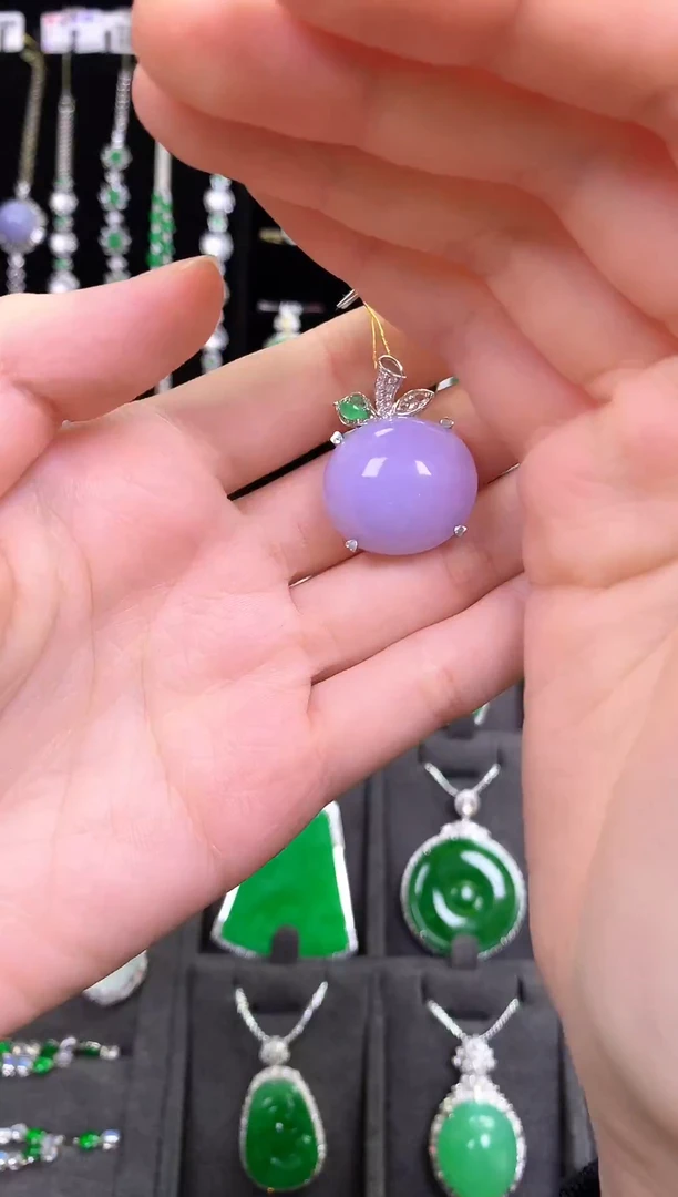 颈饰未镶嵌翡翠吊坠