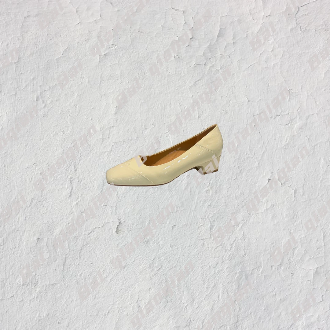 58957 女鞋粗跟秋季单鞋浅口法式低跟舒适时尚亮闪皮鞋