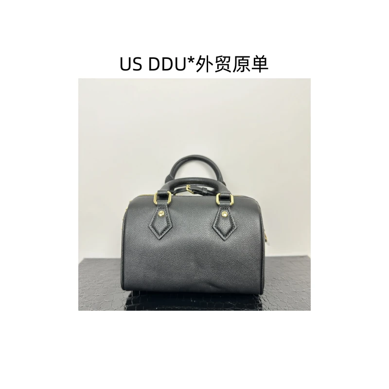 L 黑色熊猫保龄球时尚百搭女包TAQ0441/H001