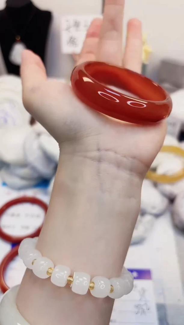 【闪购商品】石英质玉手镯未镶嵌116-玛瑙-圈口53