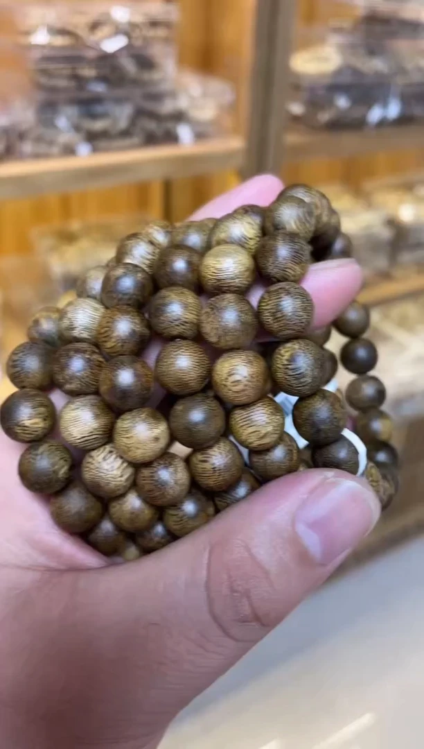 【闪购商品】沉香手串莺歌绿圆珠单圈1.1多样性发其一9